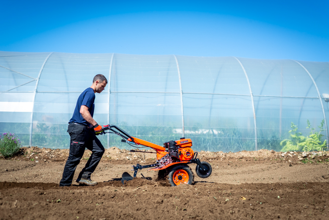 Diferencias entre motoazada y motocultor